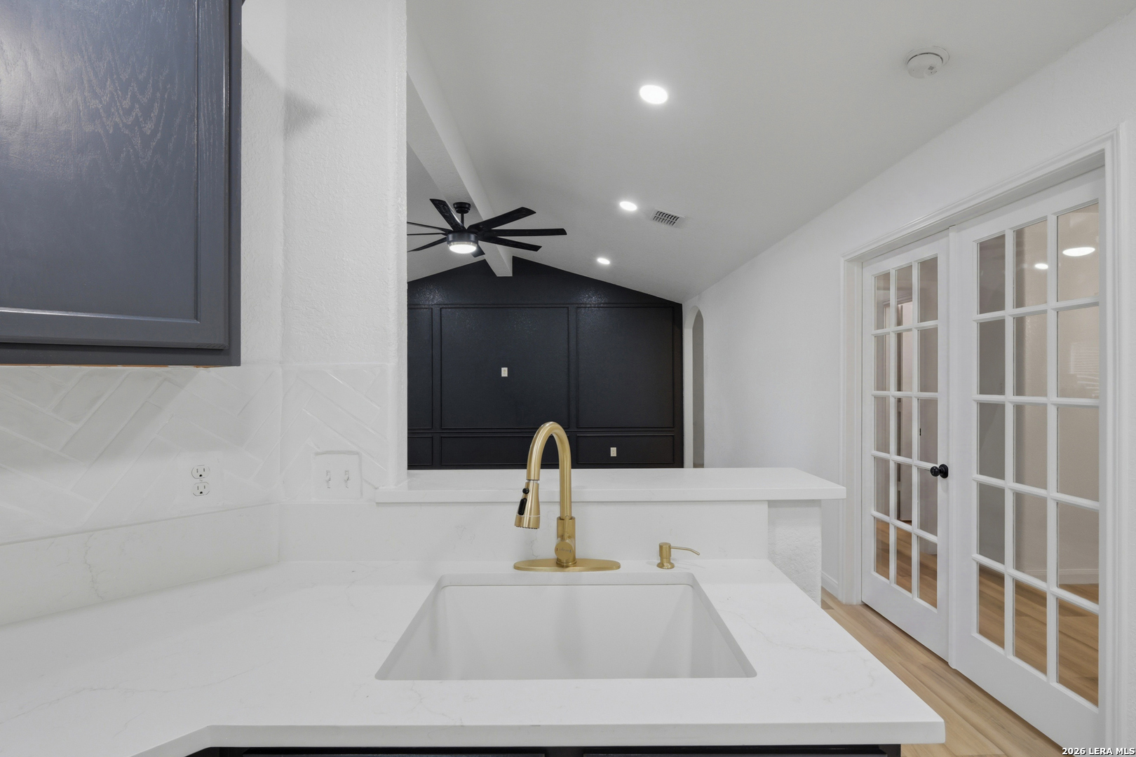 6050 Luckey Run San Antonio TX 78252