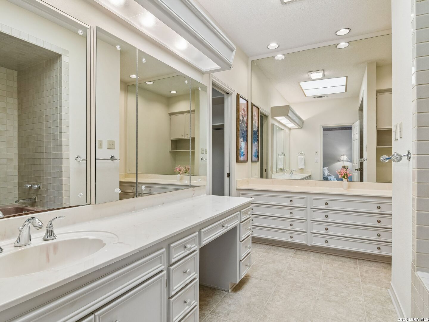 6122 Windy Knoll Windcrest TX 78239