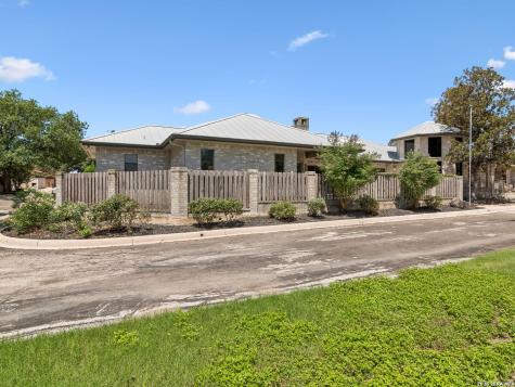 6122 Windy Knoll Windcrest TX 78239