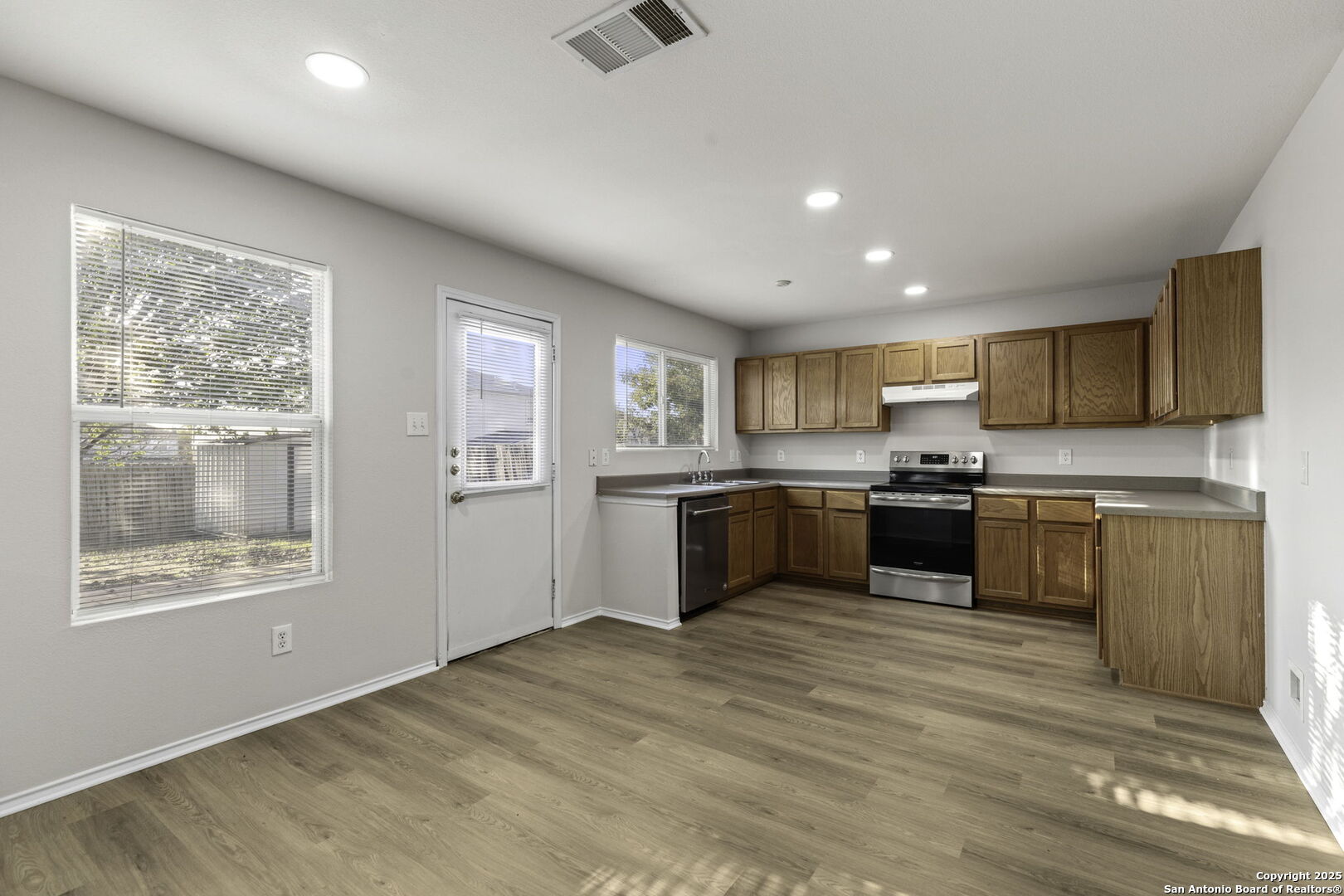117 Willow Cove Cibolo TX 78108
