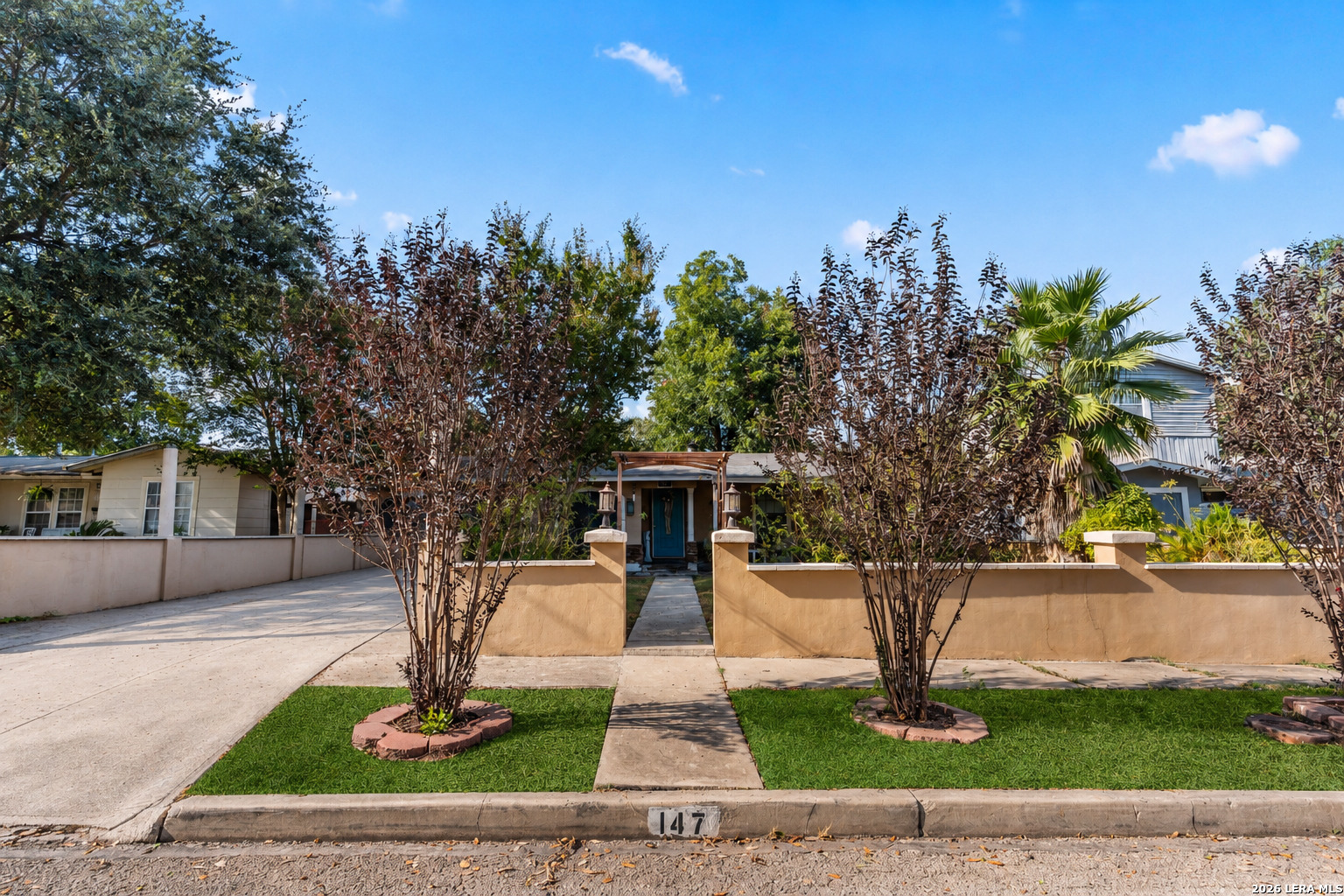 147 Gazel San Antonio TX 78213