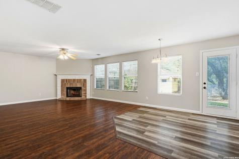 25919 Torch Lily San Antonio TX 78260