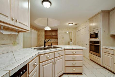 5824 Grandwood Drive San Antonio TX 78239