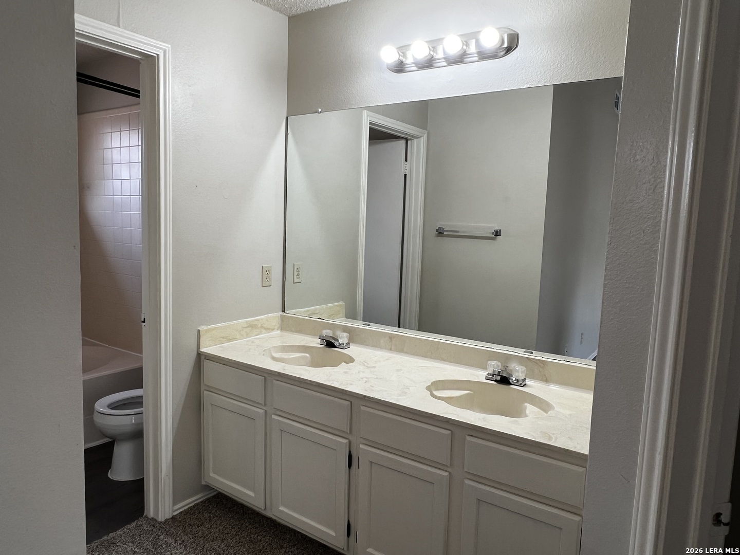 3126 Smoke Creek San Antonio TX 78245
