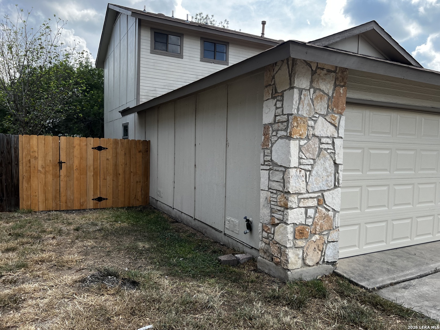 3126 Smoke Creek San Antonio TX 78245