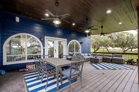 835 Lookout Lakehills TX 78063