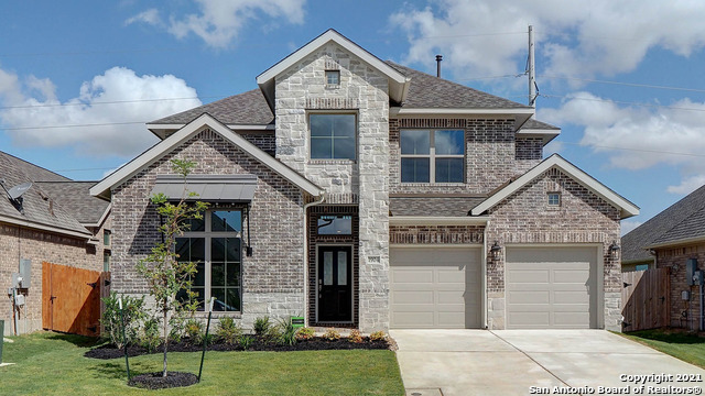 1904 Edgecreek Seguin TX 78155