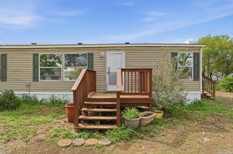 1105 Walnut Street Jourdanton TX 78026