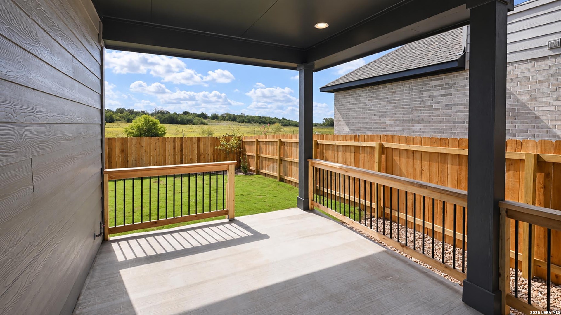 909 Woodland Lakes New Braunfels TX 78130