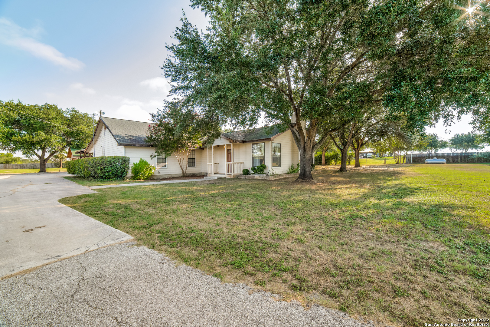 10655 Us Highway 87 S Adkins TX 78101