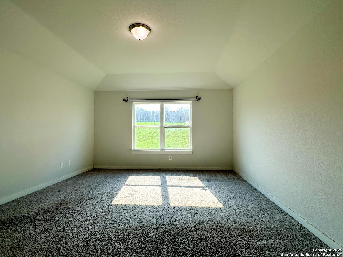3906 Glenloch Way Converse TX 78109