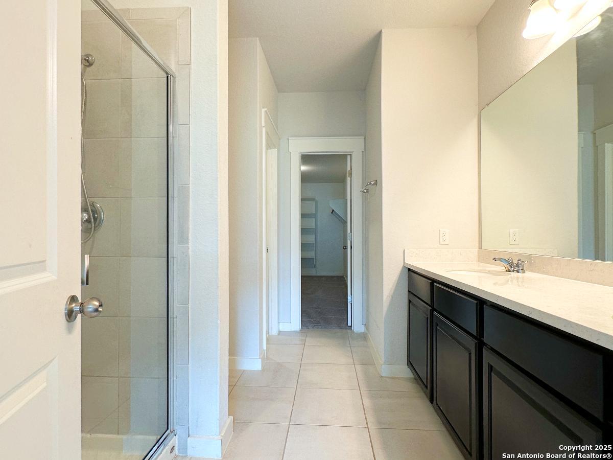 3906 Glenloch Way Converse TX 78109