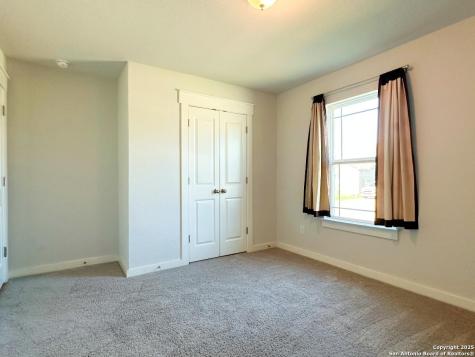 3906 Glenloch Way Converse TX 78109