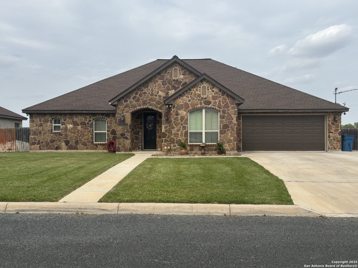 104 Park View Poth TX 78147