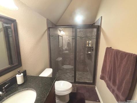 104 Park View Poth TX 78147