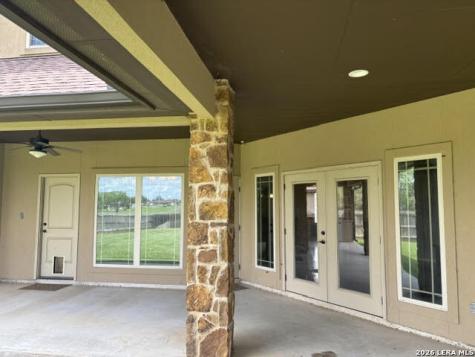 104 Park View Poth TX 78147