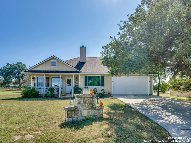 434 Oak Hills Drive Bandera TX 78003