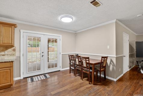 413 Georgia Ann Drive Pleasanton TX 78064