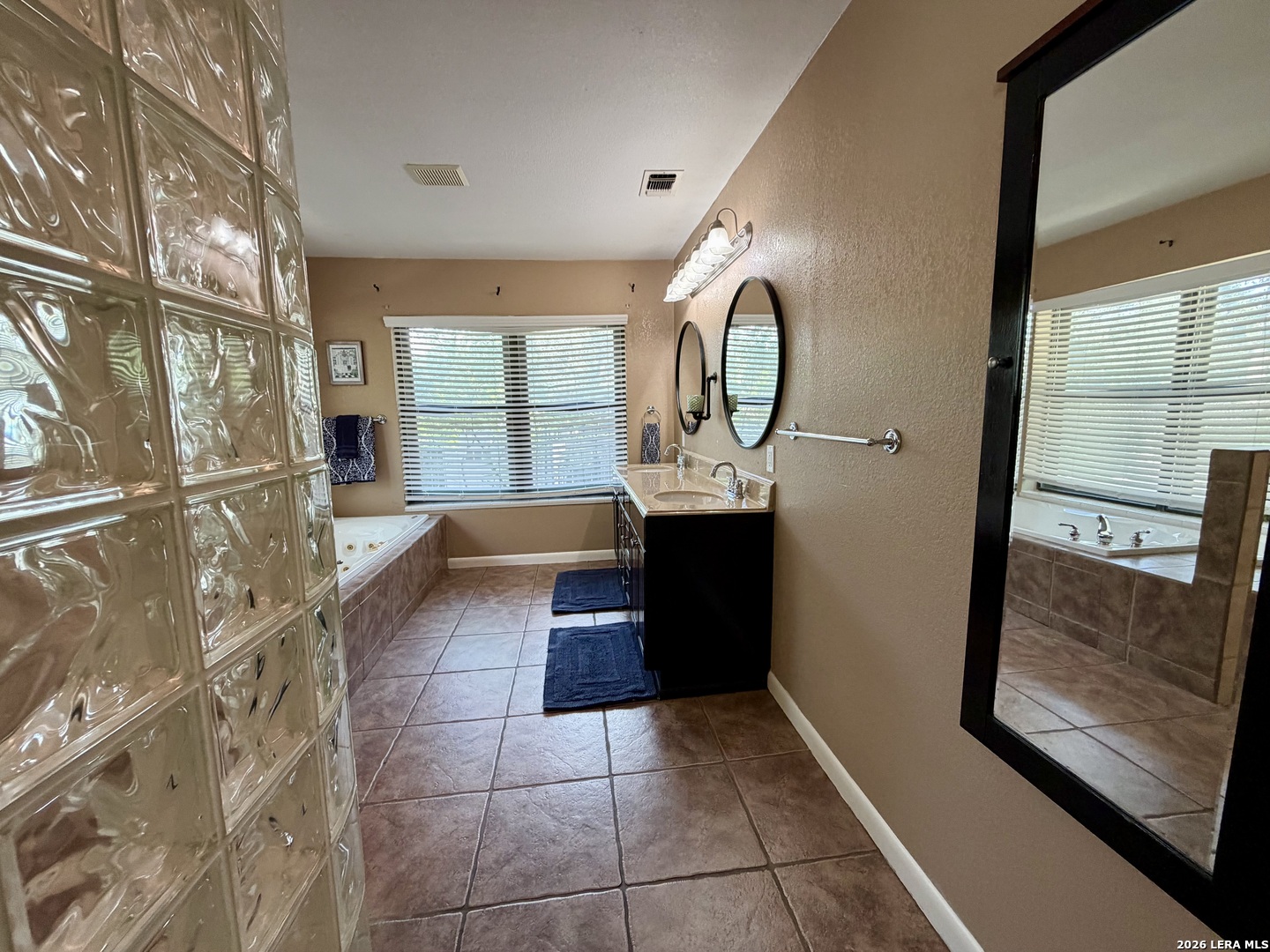 11527 Sayanora Court San Antonio TX 78216