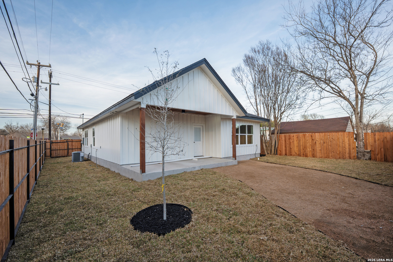 1742 Basse San Antonio TX 78213