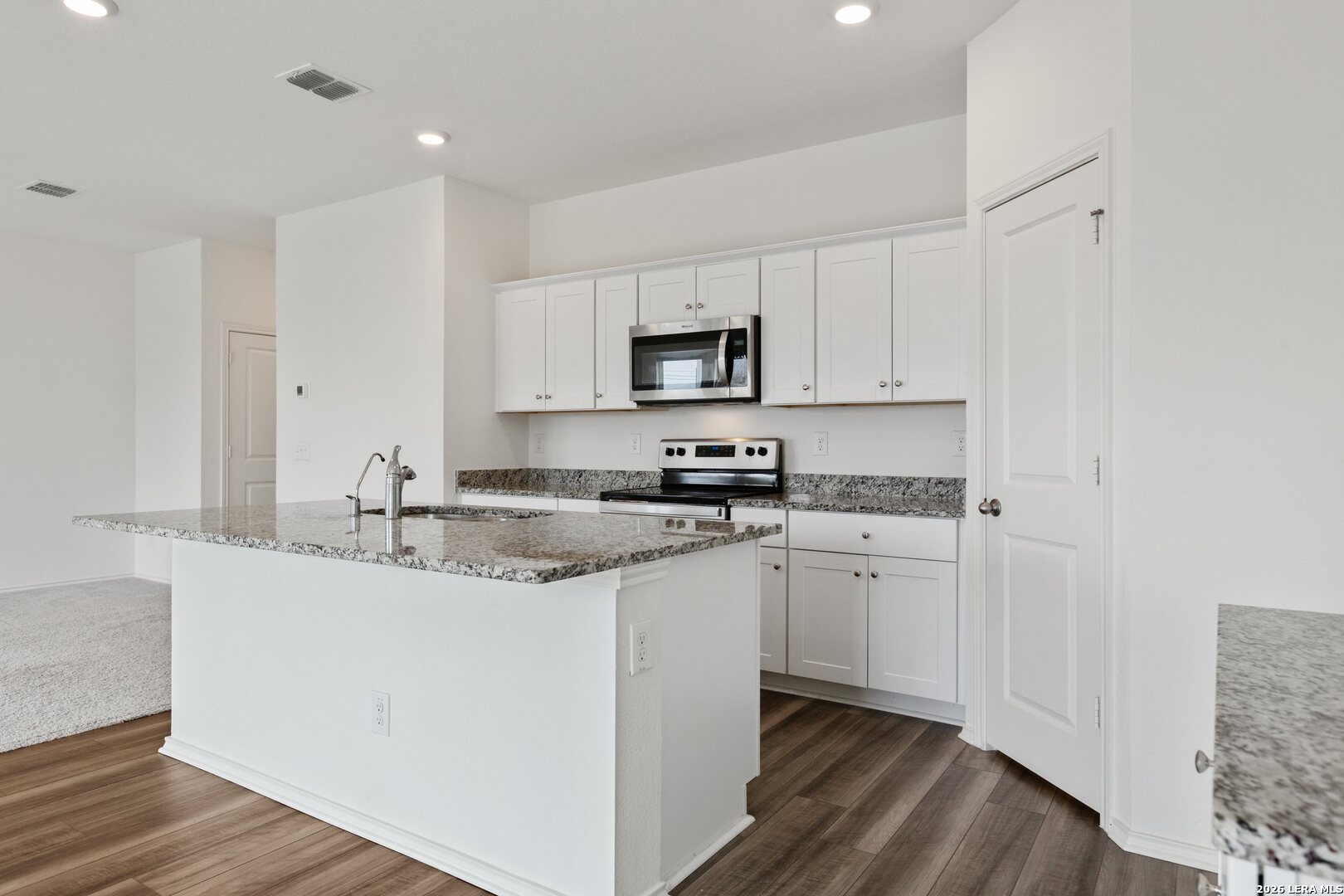 5535 Rue Girard Converse TX 78109