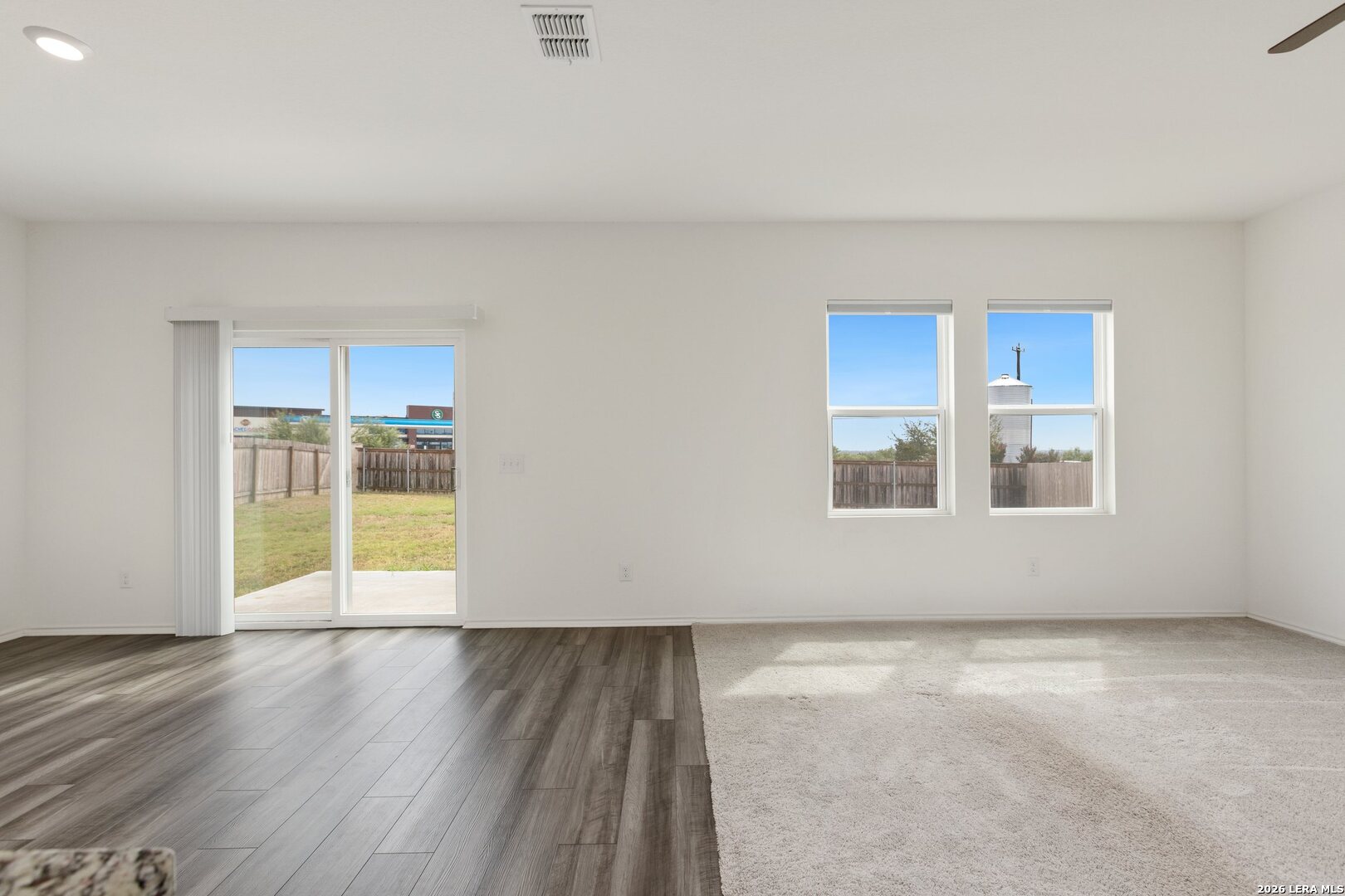5535 Rue Girard Converse TX 78109