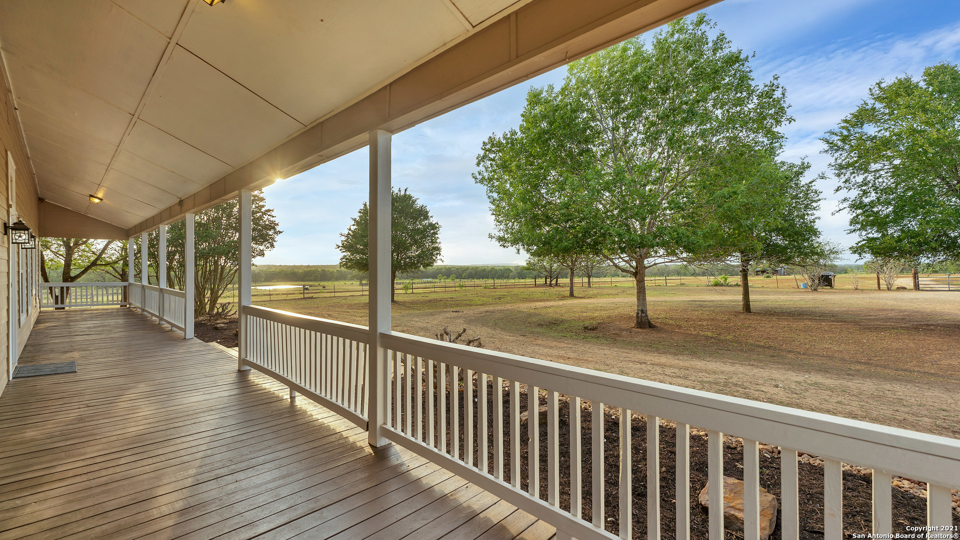 3398 Kirks Corner Harwood TX 78632
