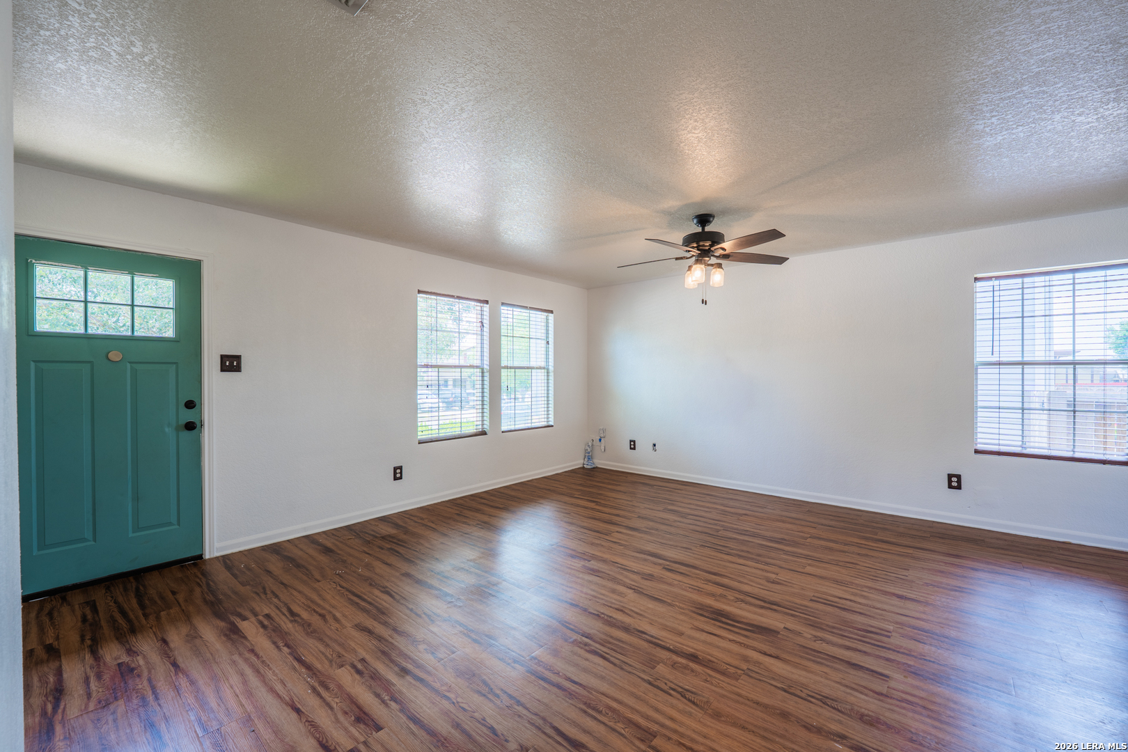 152 Hinge Chase Cibolo TX 78108