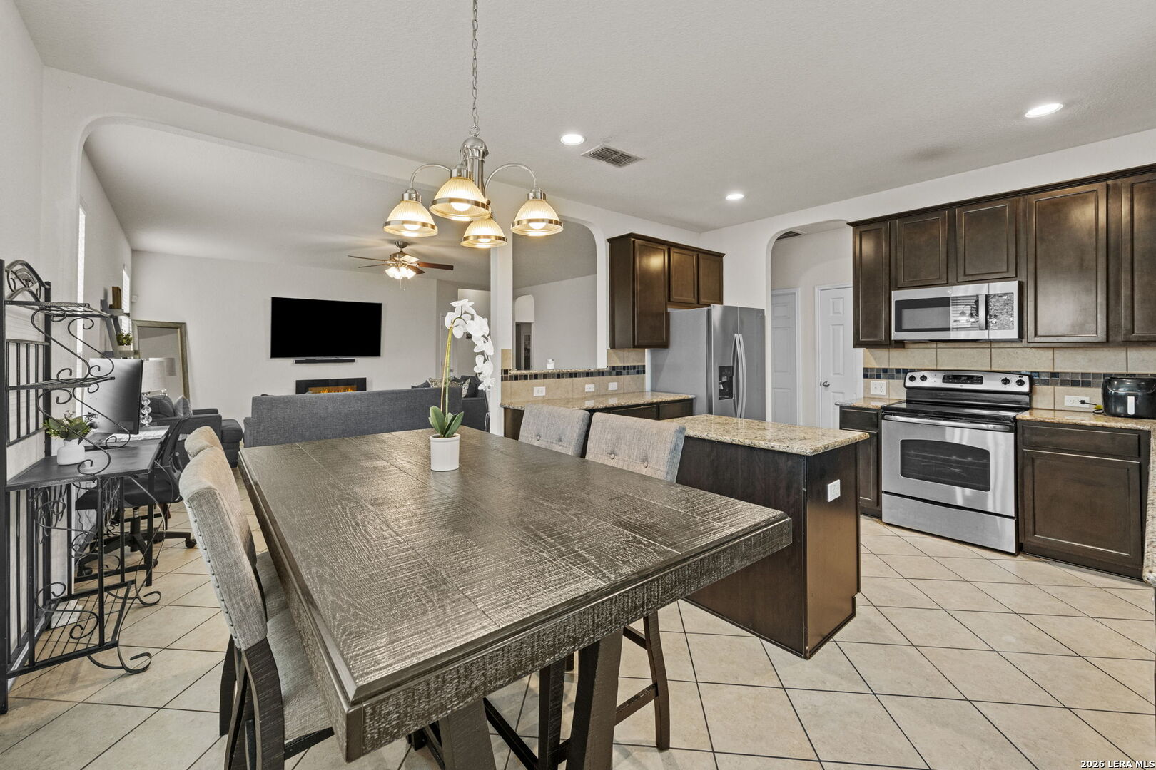 8019 Vega Horizon San Antonio TX 78252