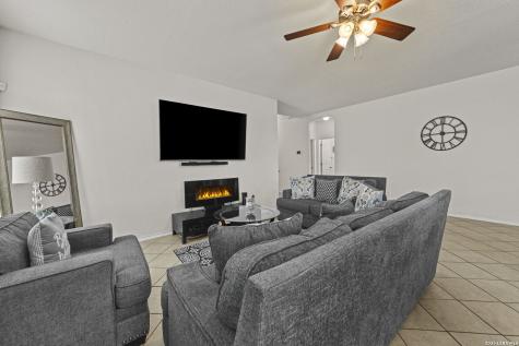 8019 Vega Horizon San Antonio TX 78252