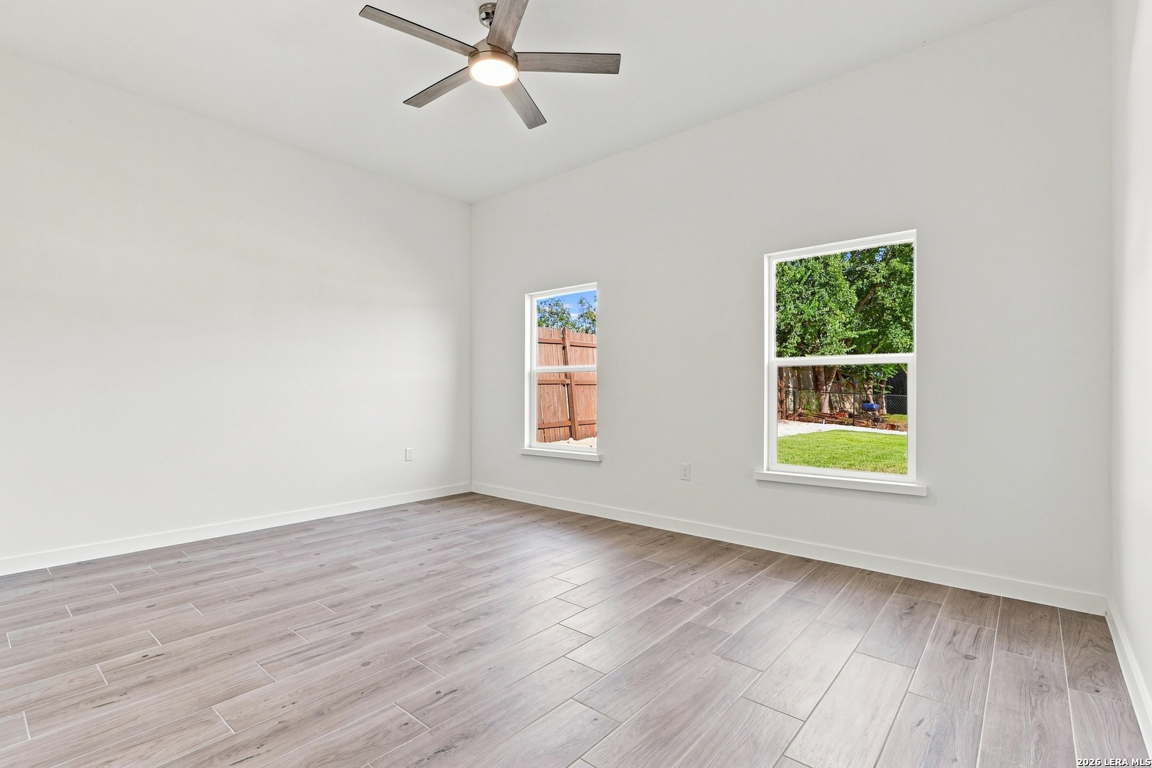 7801 Yellow Bark Selma TX 78154