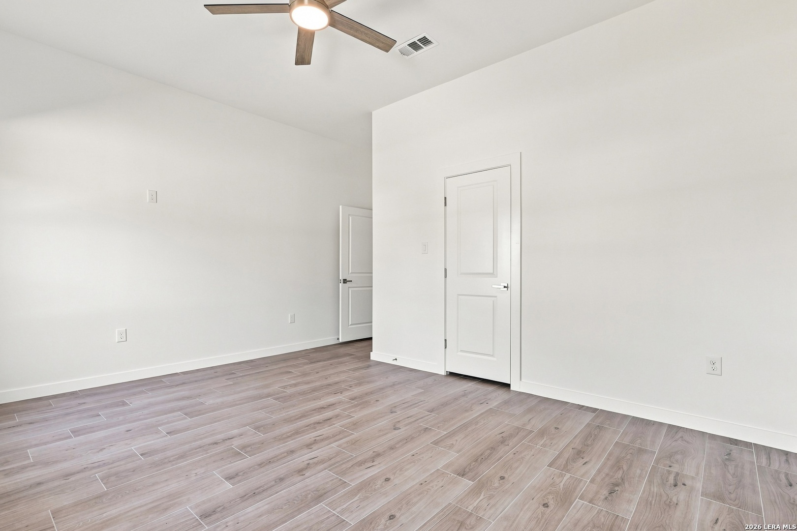7801 Yellow Bark Selma TX 78154