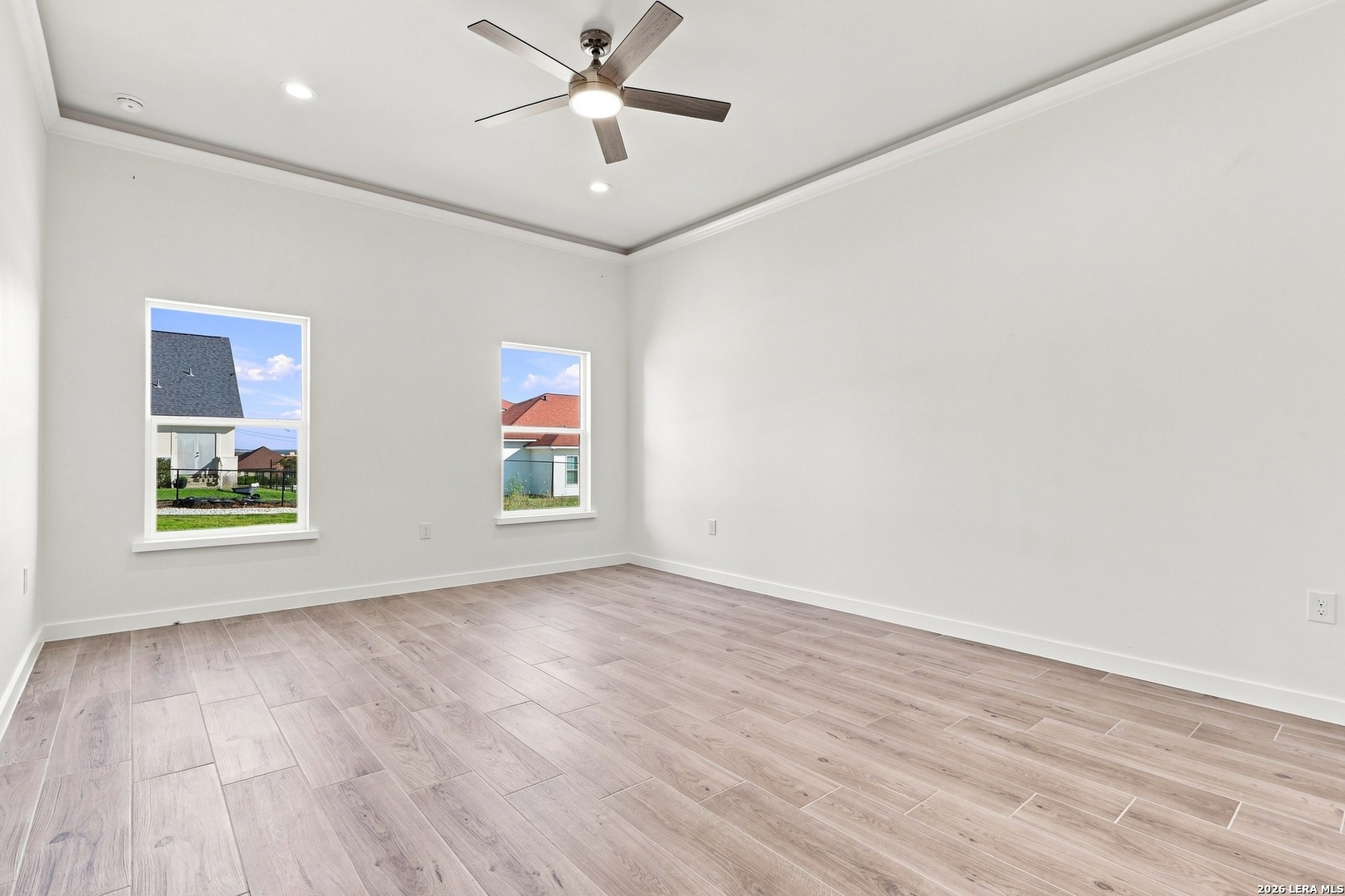 7801 Yellow Bark Selma TX 78154