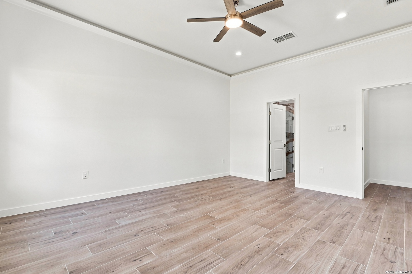 7801 Yellow Bark Selma TX 78154