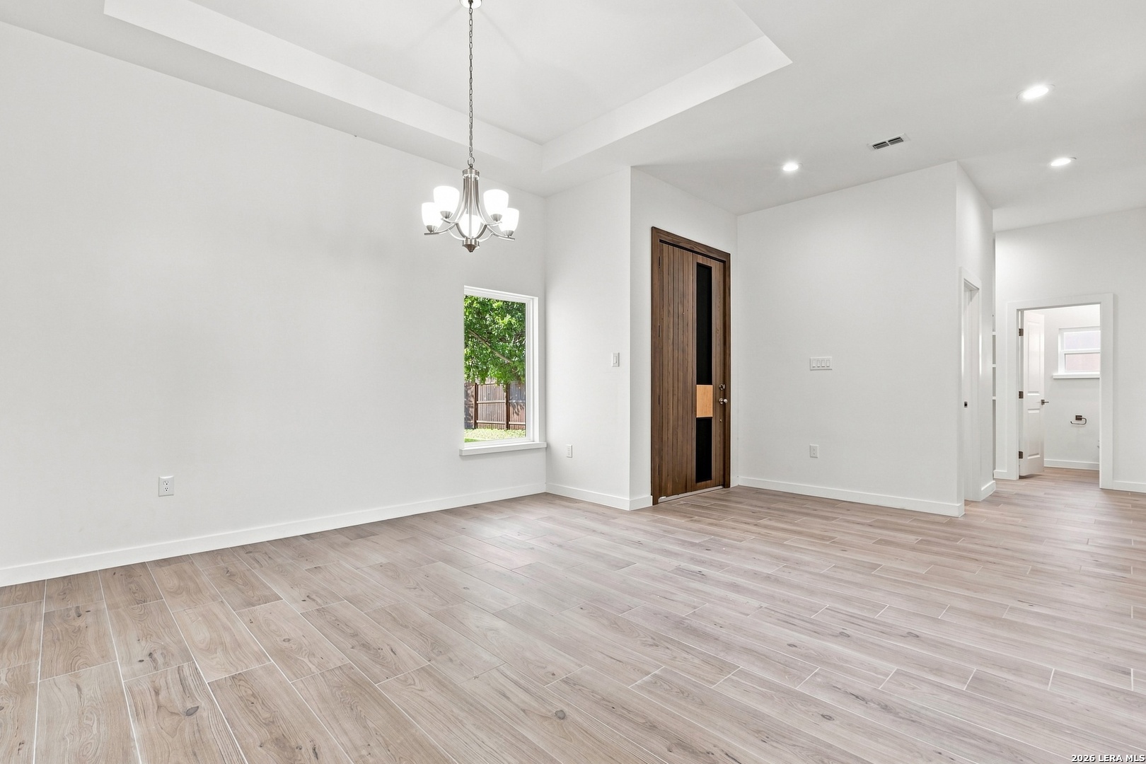 7801 Yellow Bark Selma TX 78154