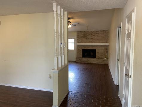 5807 Oak Run Street San Antonio TX 78247