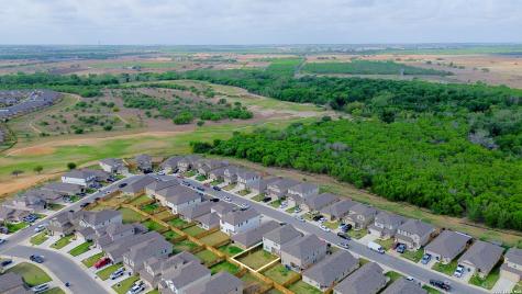 214 Legendary Trail Loop Floresville TX 78114