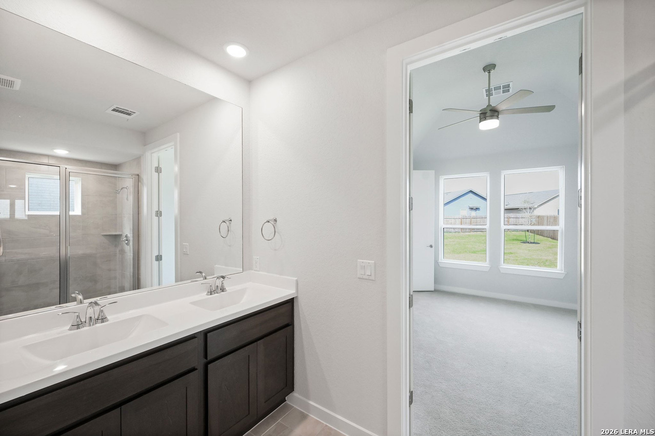 10054 Mitra San Antonio TX 78224