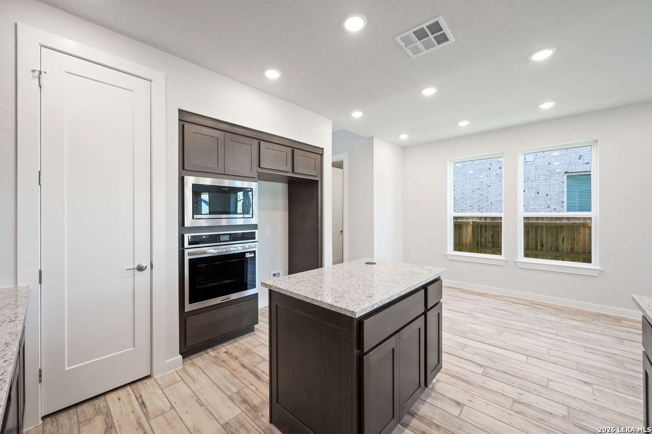 10054 Mitra San Antonio TX 78224