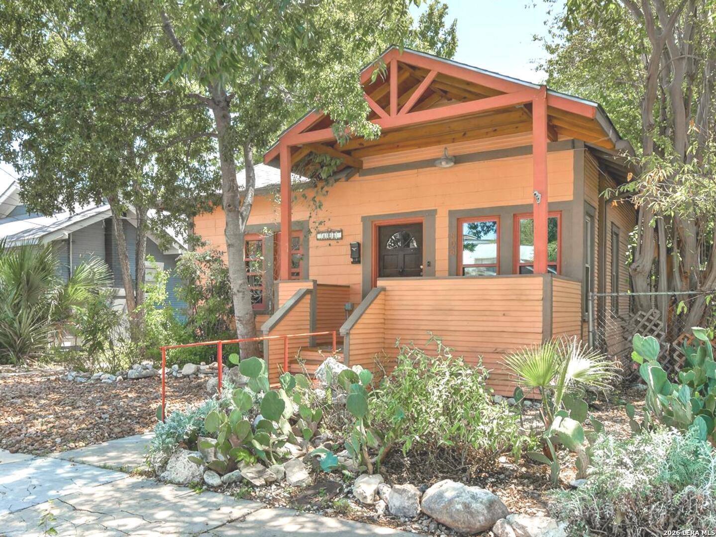 808 W French Place San Antonio TX 78212