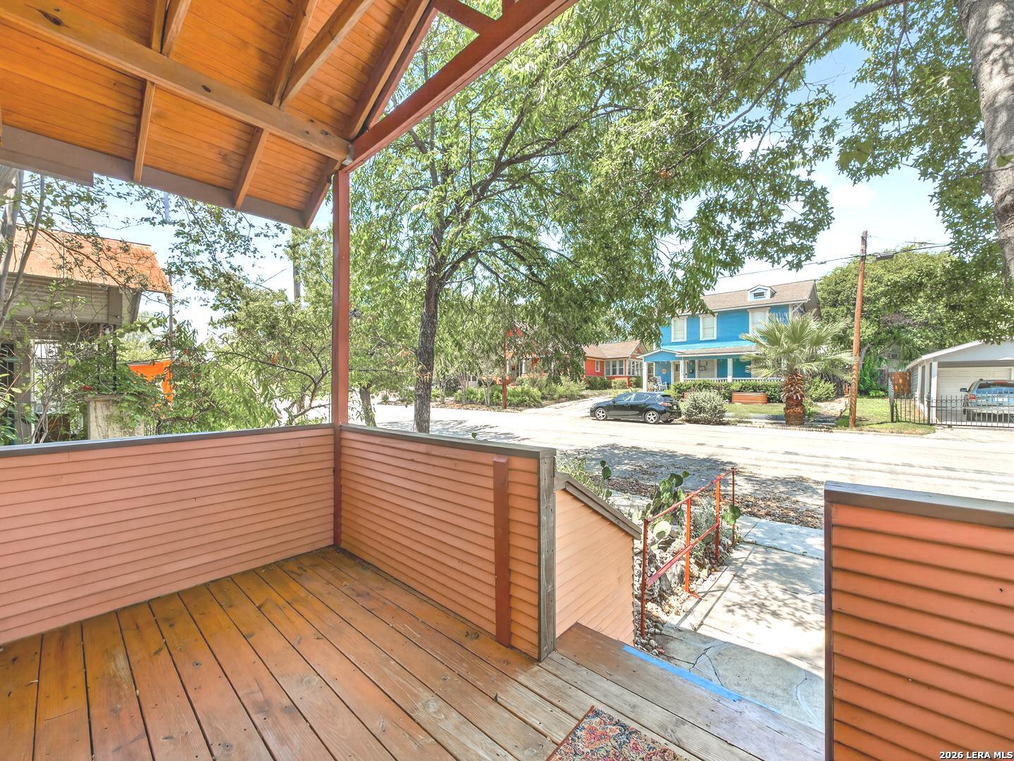 808 W French Place San Antonio TX 78212