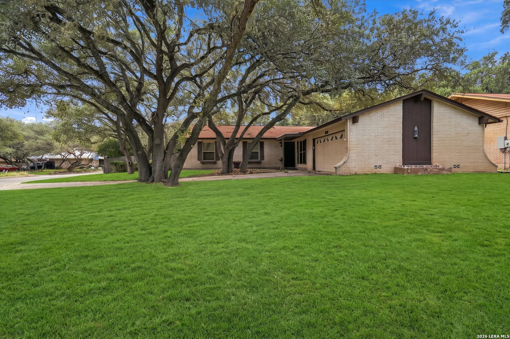 2046 Adobe Trail San Antonio TX 78232