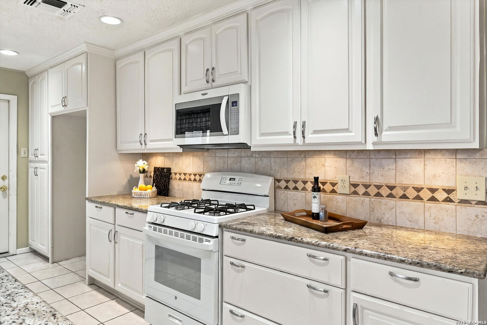 2046 Adobe Trail San Antonio TX 78232