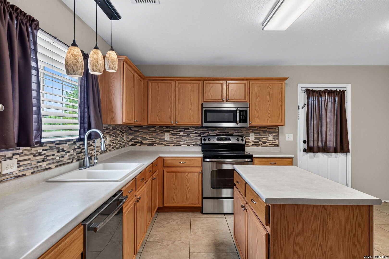8807 Laguna Falls San Antonio TX 78251