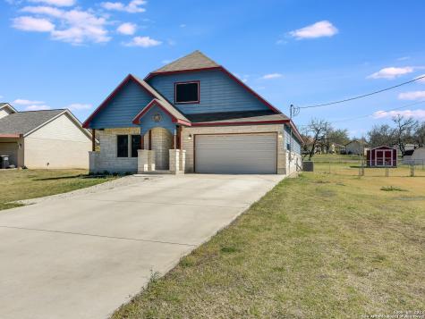 1318 Timberwood Trail New Braunfels TX 78132