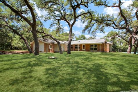 9368 Schoenthal Road San Antonio TX 78266