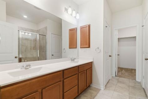 205 Lone Falls Drive Universal City TX 78148