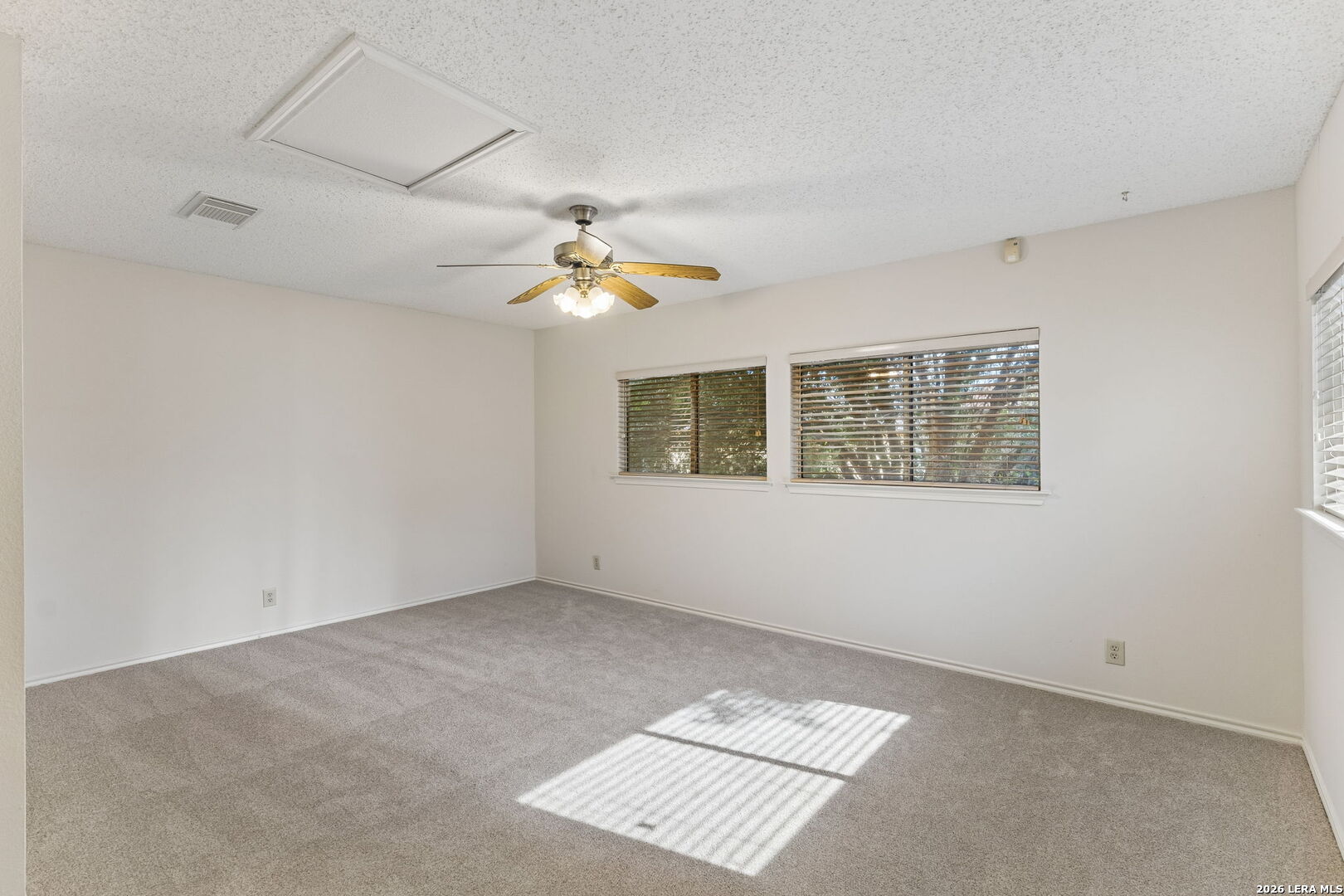 5022 Kenton View San Antonio TX 78240