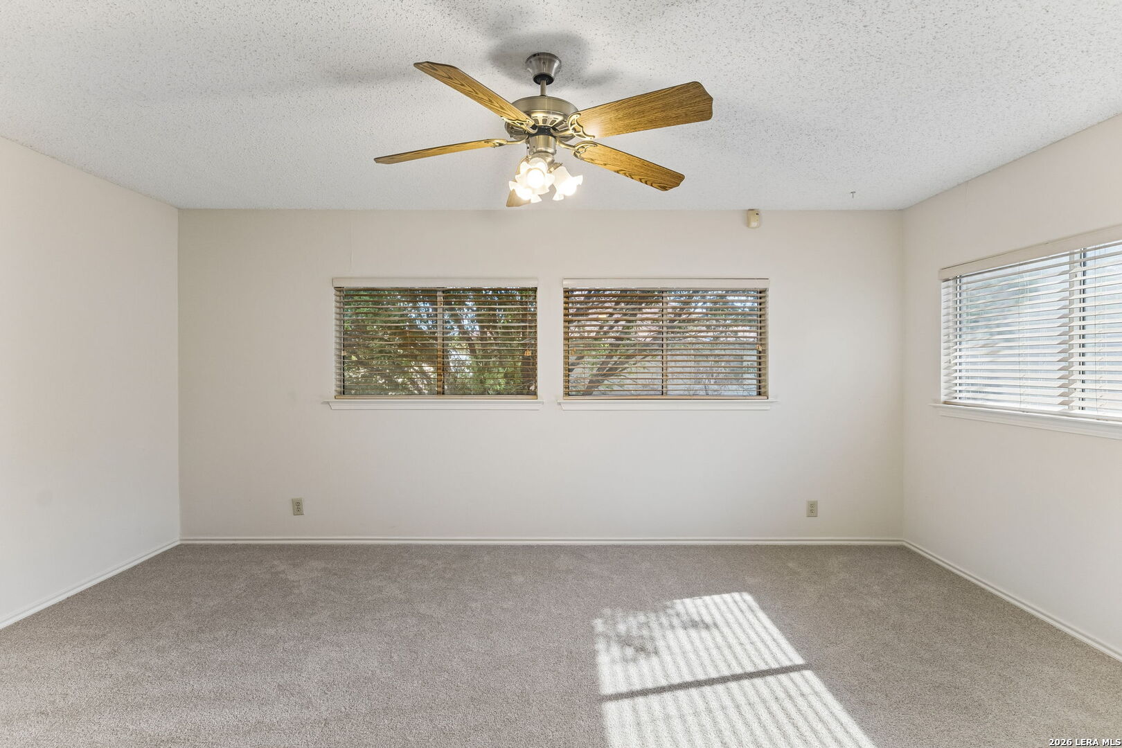 5022 Kenton View San Antonio TX 78240