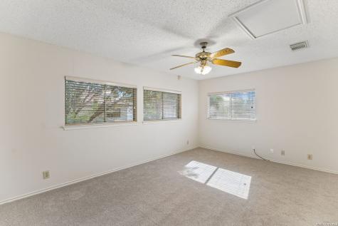 5022 Kenton View San Antonio TX 78240